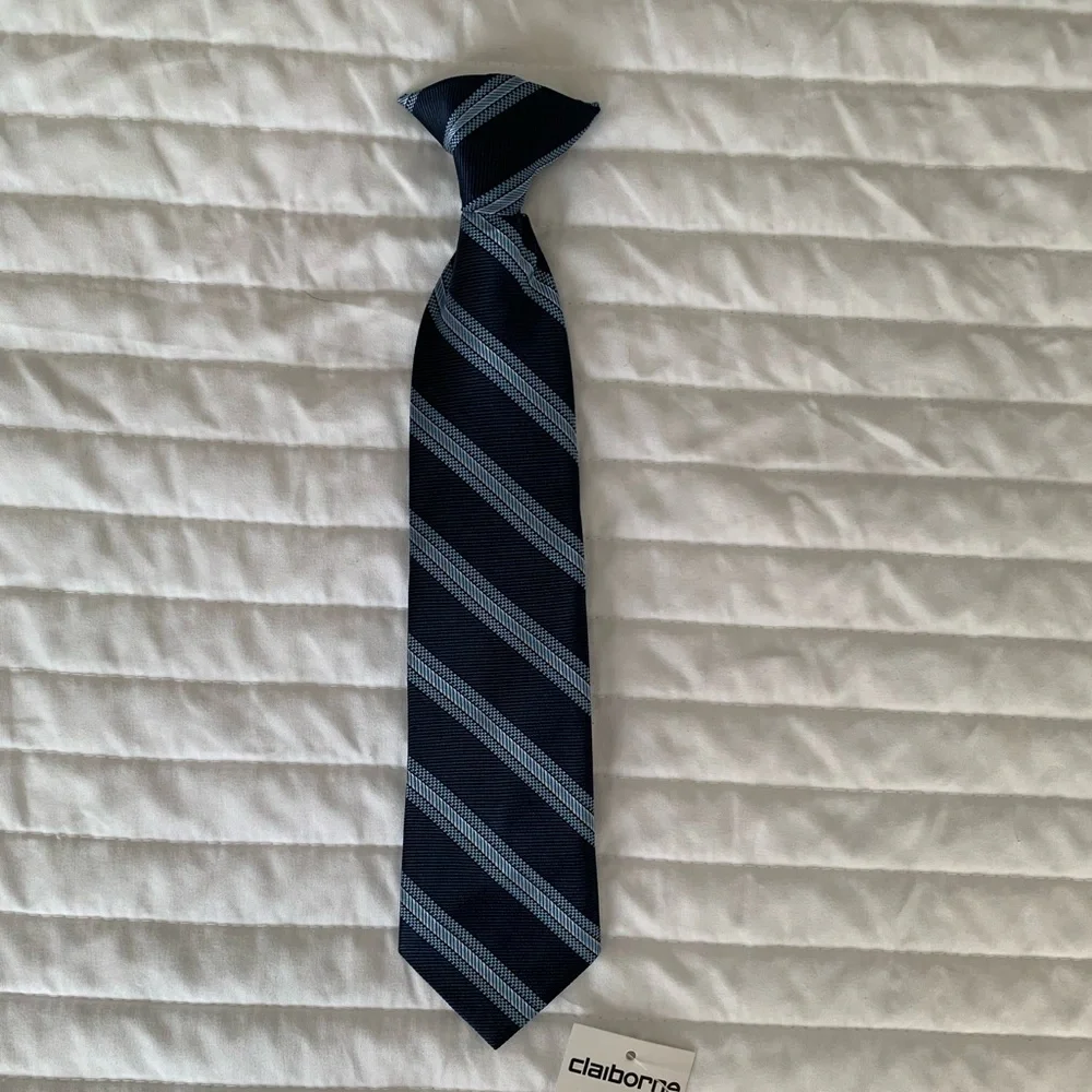 NWT Claiborne Suit Set Boys Size 6R Blue Gray 4 PC Vest Shirt Pants Clip On Tie